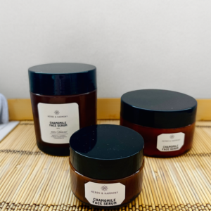Facial cream with aloe vera, camomile and jojoba