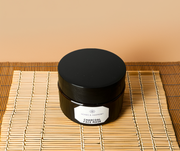 Charcoal face mask with bentonite clay & witch hazel